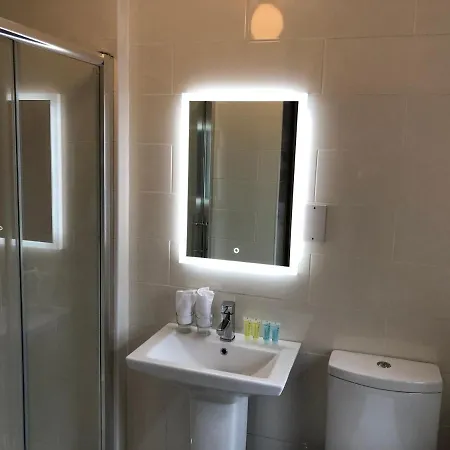 Hotel Tully's